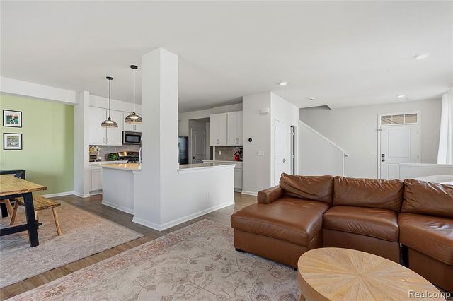 2401 Salt Springs Drive, Saline, MI 48176