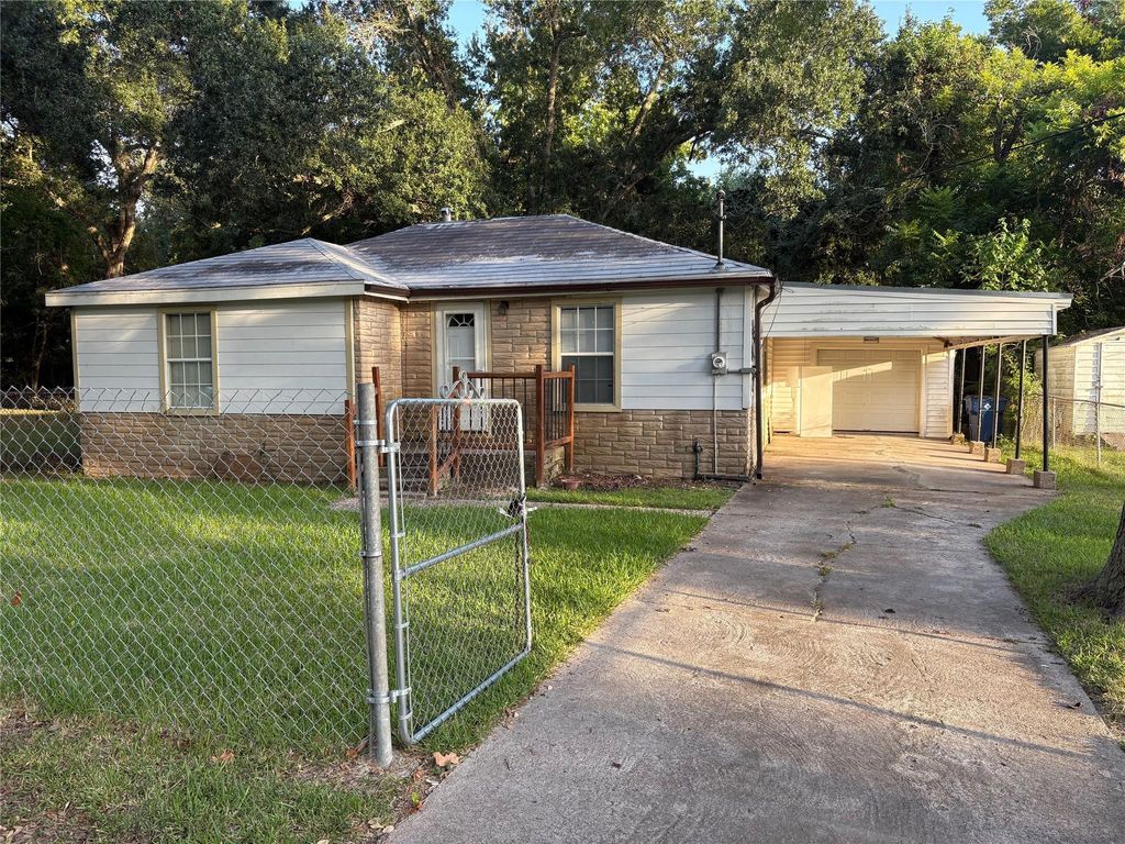 5717 Eunice Street, Texas City, TX 77591