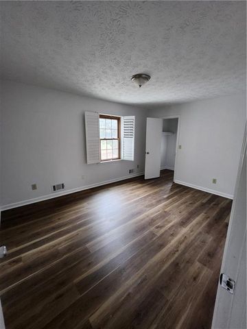 326 New Hope Road, Lawrenceville, GA 30046