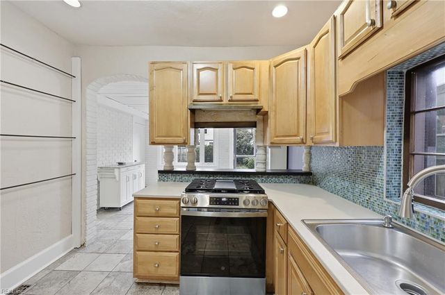 1419 Armistead Bridge RD, Norfolk, VA 23507