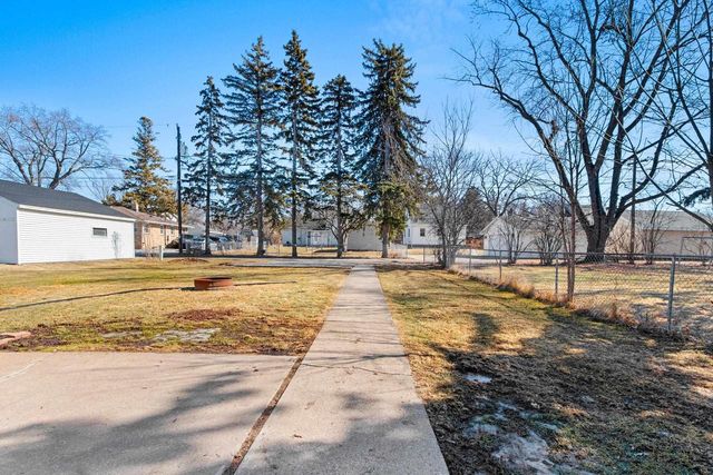 115 S WASHINGTON STREET, De Pere, WI 54115