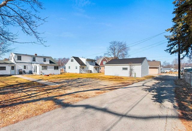 115 S WASHINGTON STREET, De Pere, WI 54115