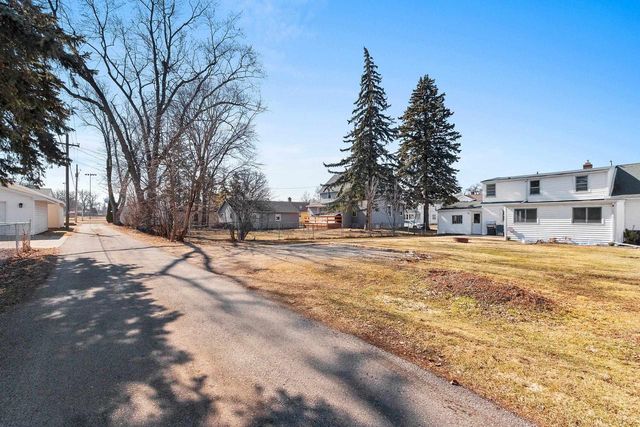 115 S WASHINGTON STREET, De Pere, WI 54115