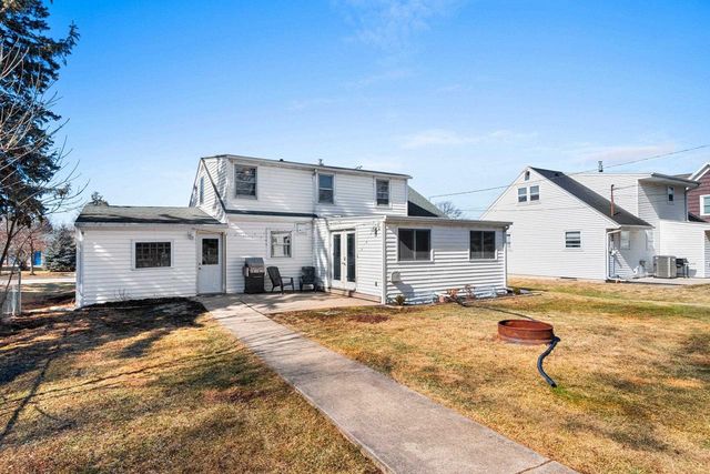 115 S WASHINGTON STREET, De Pere, WI 54115