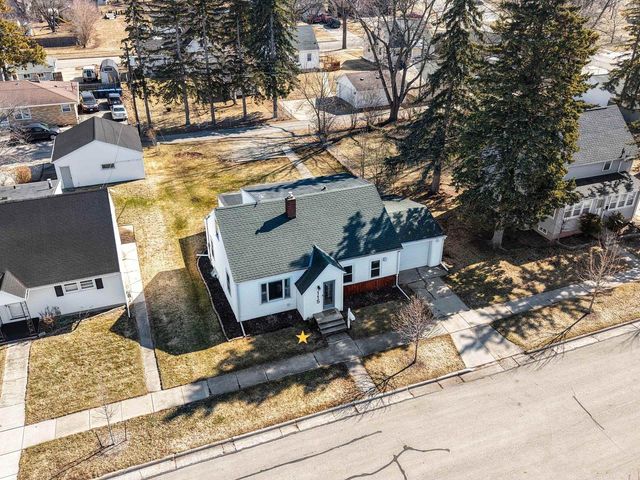 115 S WASHINGTON STREET, De Pere, WI 54115