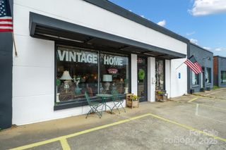820 W Warren Street, Shelby, NC 28150