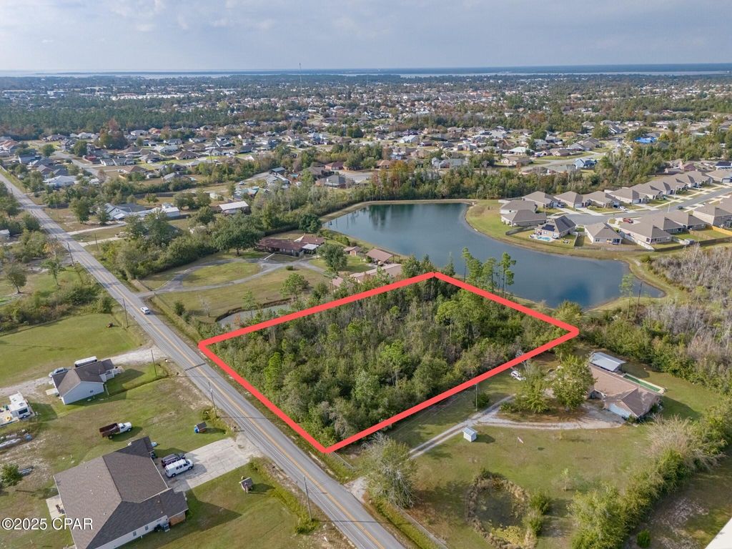 000 E 24th Street, Lynn Haven, FL 32444