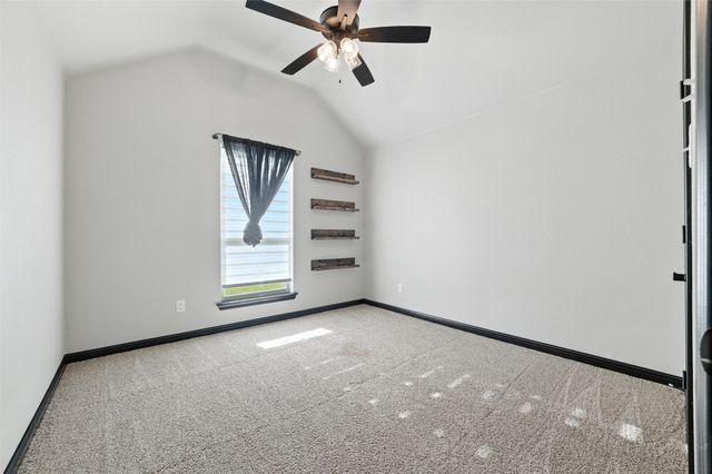 450 County Road 4699, Boyd, TX 76023