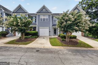 6647 Splashwater Drive, Flowery Branch, GA 30542