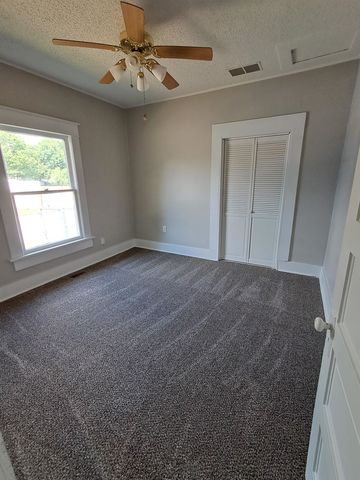 2260 N Woodland, Wichita, KS 67204