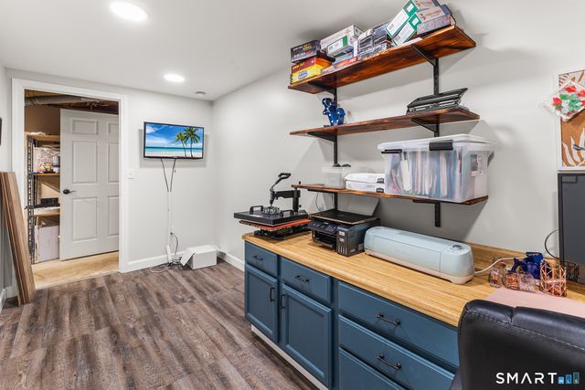 70 Vivian Street, Waterford, CT 06385