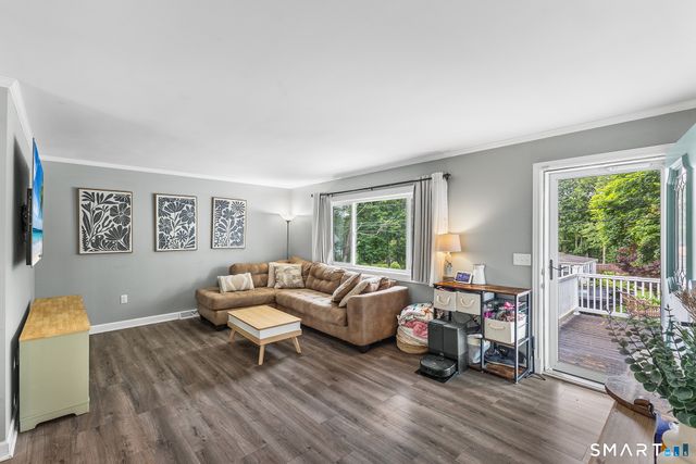 70 Vivian Street, Waterford, CT 06385
