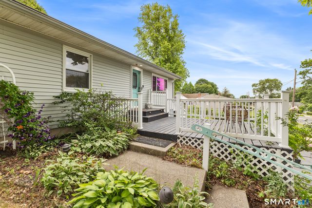 70 Vivian Street, Waterford, CT 06385