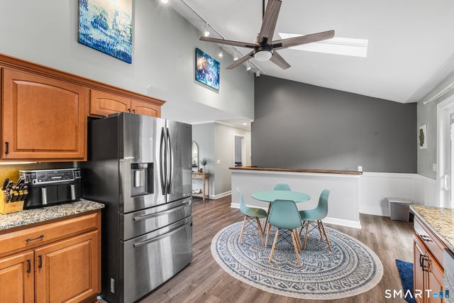 70 Vivian Street, Waterford, CT 06385