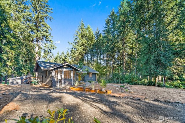 11107 Tahoma Drive, Anderson Island, WA 98303