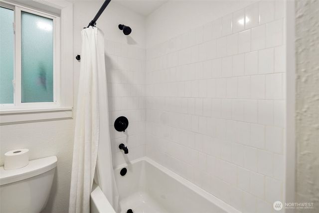 11107 Tahoma Drive, Anderson Island, WA 98303