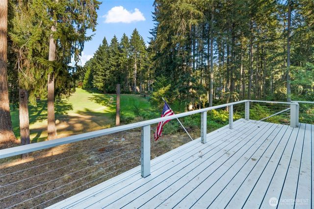 11107 Tahoma Drive, Anderson Island, WA 98303