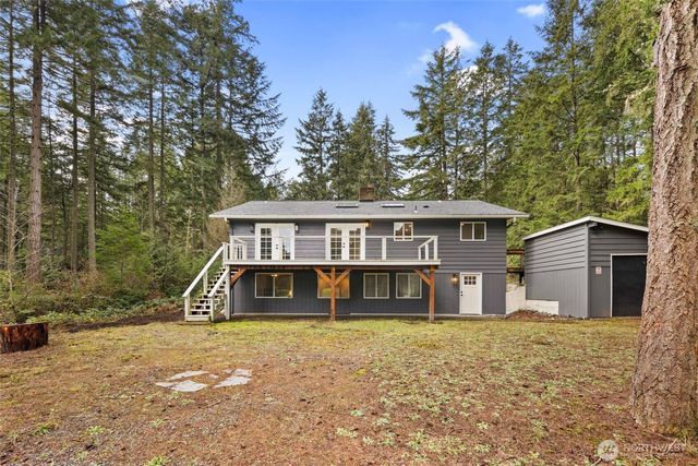 11107 Tahoma Drive, Anderson Island, WA 98303