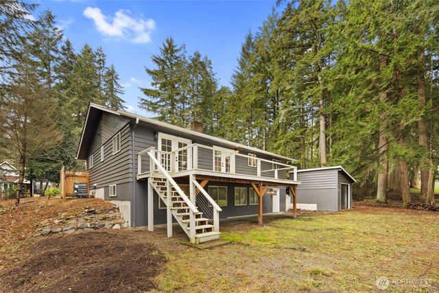 11107 Tahoma Drive, Anderson Island, WA 98303