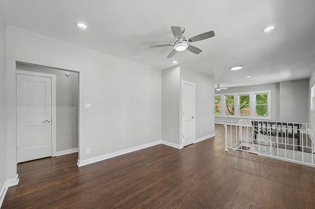4945 W Addison Street, Chicago, IL 60641