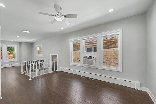 4945 W Addison Street, Chicago, IL 60641