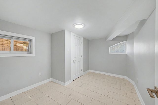 4945 W Addison Street, Chicago, IL 60641