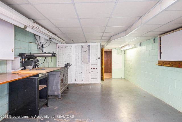 1606 Forest Hills Drive, Okemos, MI 48864