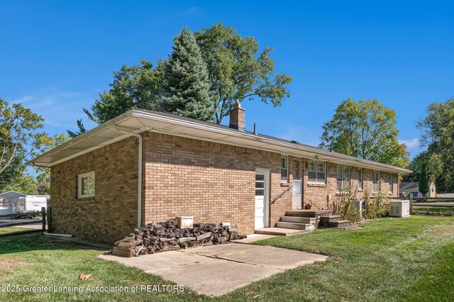 1606 Forest Hills Drive, Okemos, MI 48864