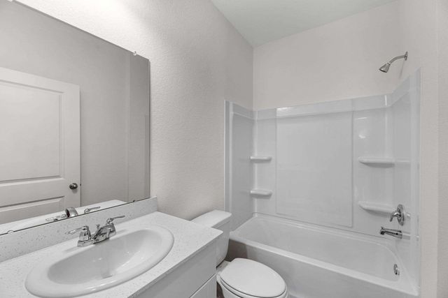 1016 Star Skye Drive, Brookshire, TX 77423