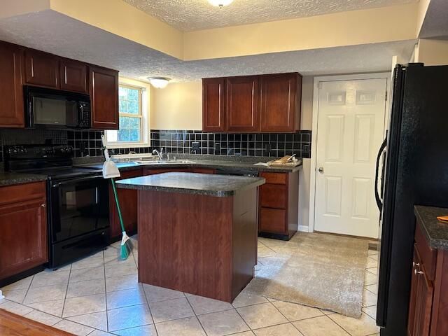 3096 Roundway Down Lane, Lexington, KY 40509