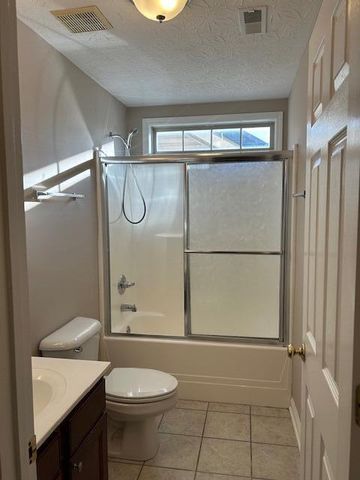 3096 Roundway Down Lane, Lexington, KY 40509