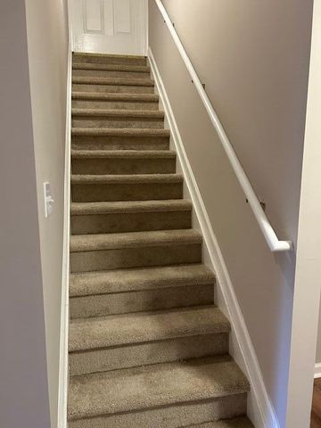 3096 Roundway Down Lane, Lexington, KY 40509