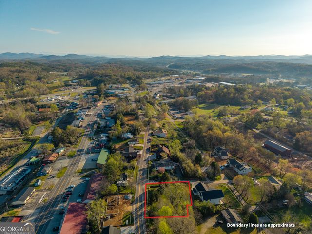 291 E Second Street, Blue Ridge, GA 30513