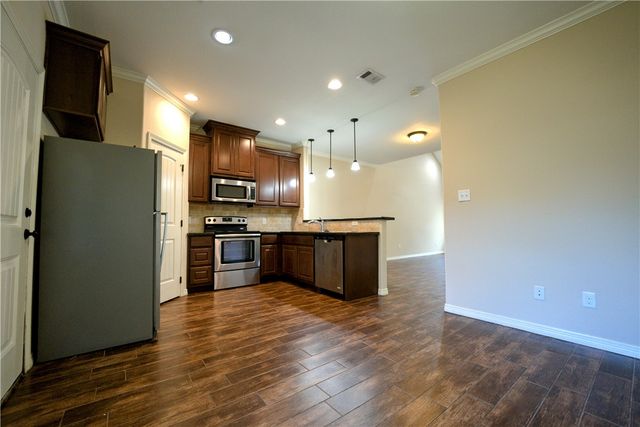 402 Nimitz Street A, College Station, TX 77840