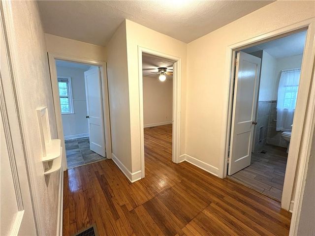 1391 Enota Avenue NE, Gainesville, GA 30501