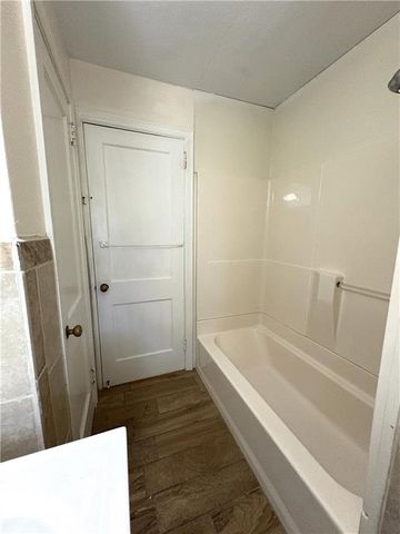 1391 Enota Avenue NE, Gainesville, GA 30501