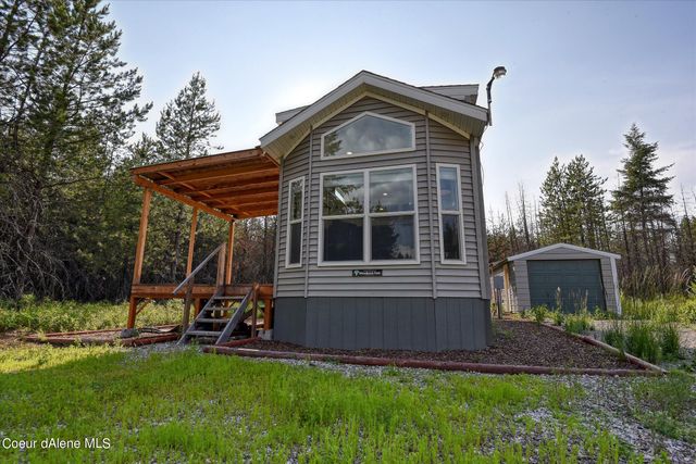 77 Eagle City Way, Spirit Lake, ID 83869
