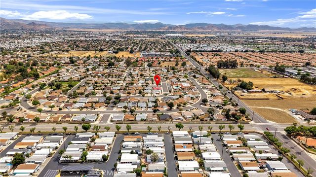 2308 El Grande, Hemet, CA 92545