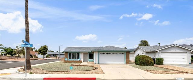 2308 El Grande, Hemet, CA 92545