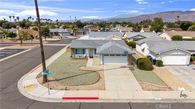 2308 El Grande, Hemet, CA 92545