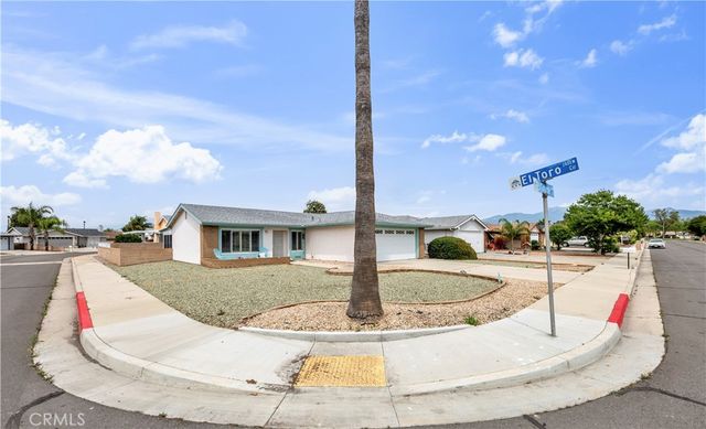 2308 El Grande, Hemet, CA 92545