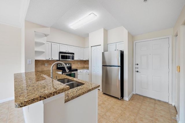276 Murcia Drive 311, Jupiter, FL 33458