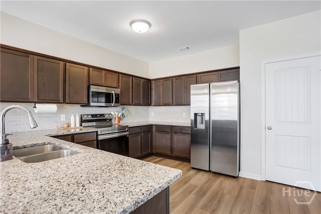 1117 Turpentine Trail, Hinesville, GA 31313