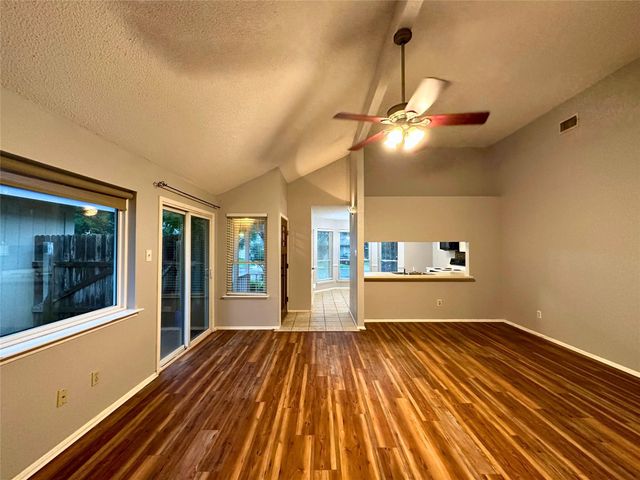 16910 Village Oak LOOP, Austin, TX 78717