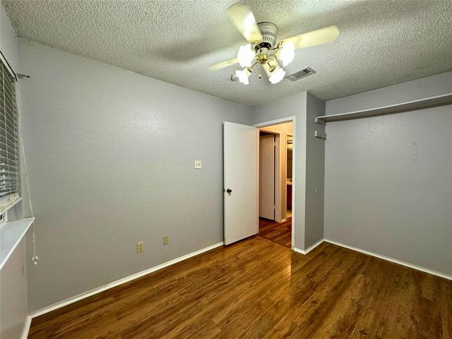 16910 Village Oak LOOP, Austin, TX 78717