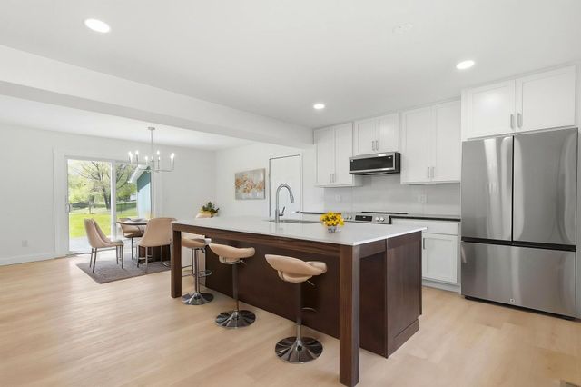 8504 Edison Street NE, Blaine, MN 55449