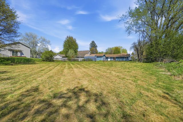 8504 Edison Street NE, Blaine, MN 55449