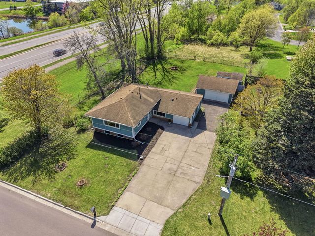 8504 Edison Street NE, Blaine, MN 55449