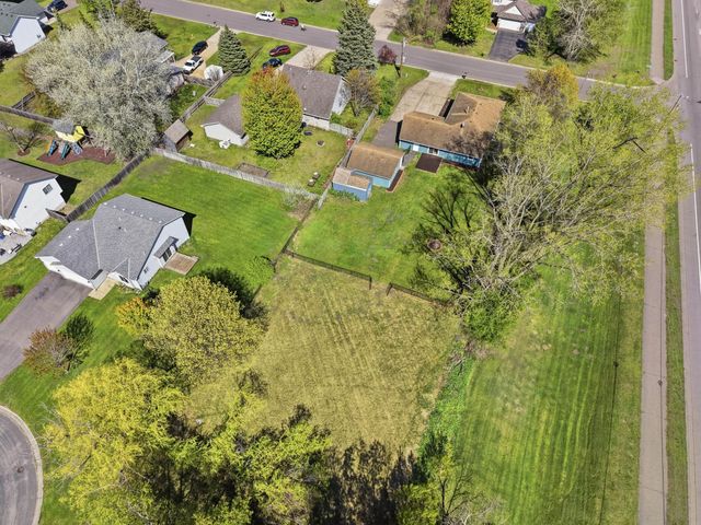 8504 Edison Street NE, Blaine, MN 55449