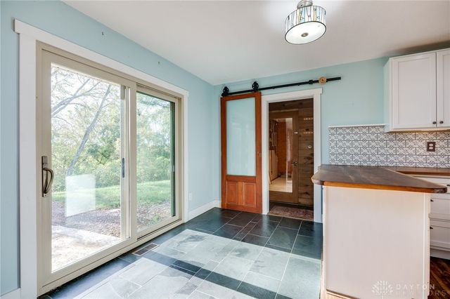 1416 Hilltop Road, Xenia, OH 45385